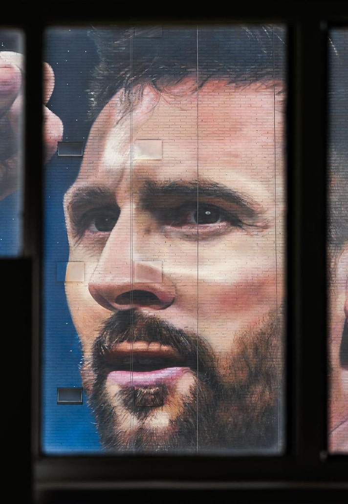 messi 8-min.jpg