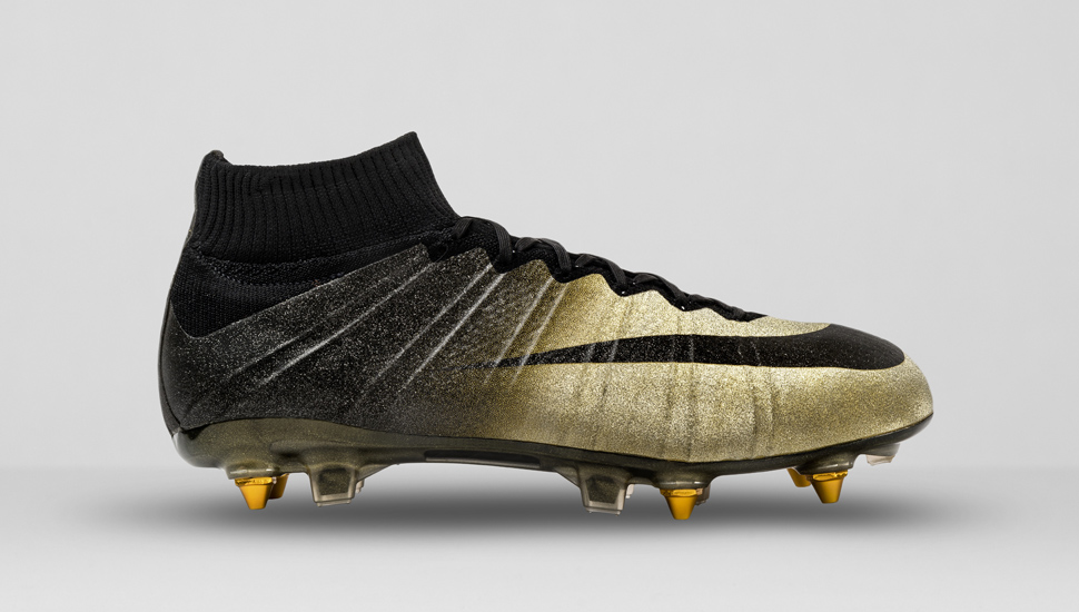 sf_cr7_gold_nike_img1.jpg